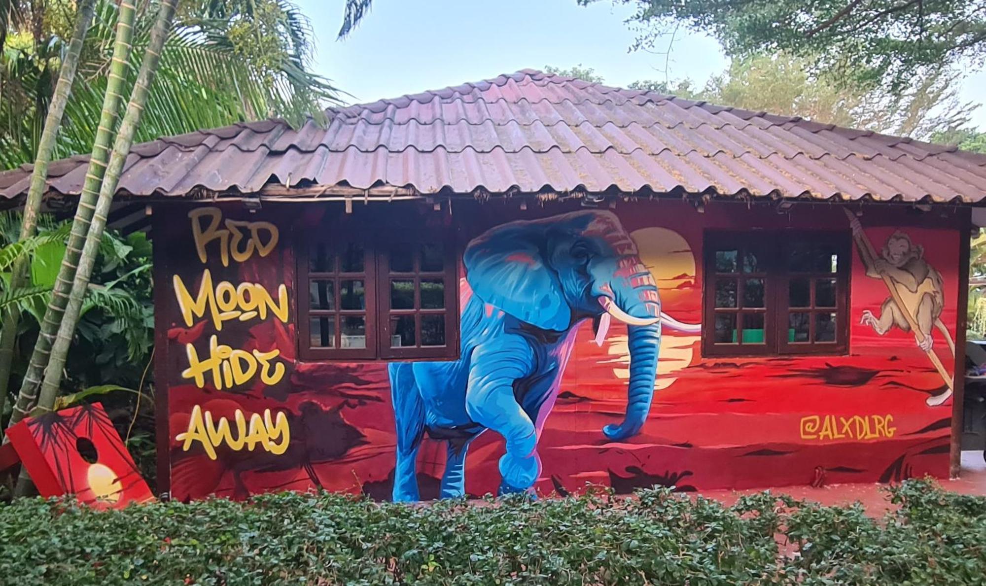 ホテル Red Moon Hideaway チャン島 エクステリア 写真