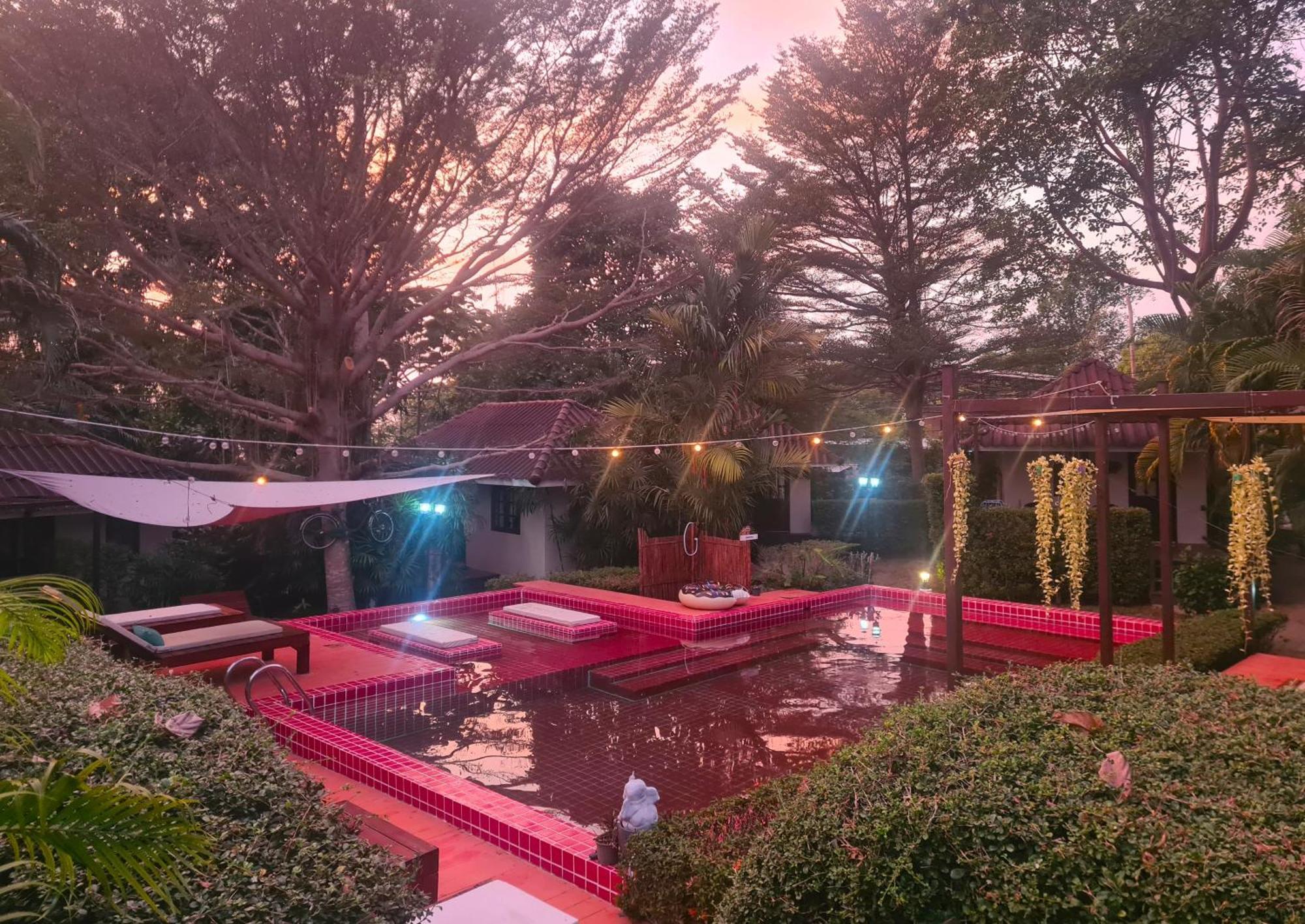 ホテル Red Moon Hideaway チャン島 エクステリア 写真
