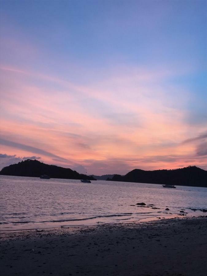 ホテル Red Moon Hideaway チャン島 エクステリア 写真